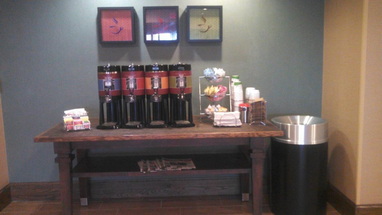 Hampton Inn Greenwood Εξωτερικό φωτογραφία